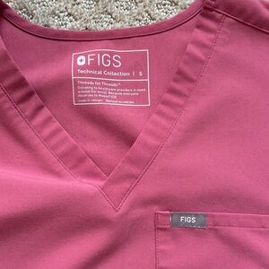 Figs Women's Top in Rose Pink